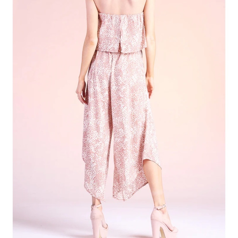 Tyche Amalfi Slanted Hem Jumpsuit size small blush color summer speckled dress​​ - Picture 6 of 16